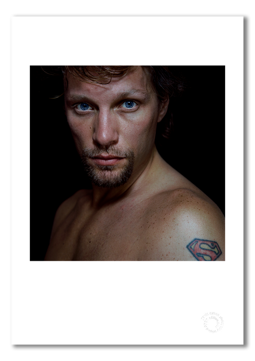 Jon Bon Jovi, nude, colour portrait, black background, Hamburg hotel 1996, by Gavin Evans — fine art photography print