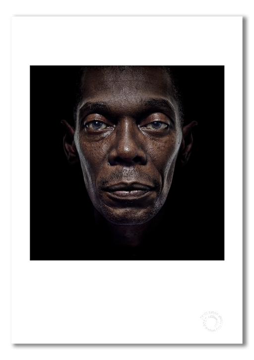 Maxi Jazz, Faithless, colour close-up, black background, Lucerne 2005, by Gavin Evans — fine art photography print